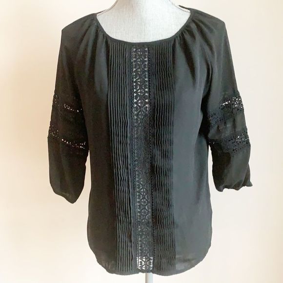 🌈3/$20 Catherine Malandrino black long sleeve crochet boho blouse - Picture 1 of 7
